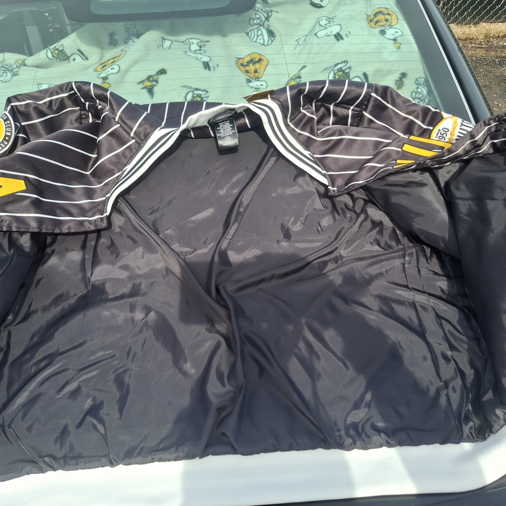 Peanuts Baseball Striped Jacket - Picture 9 of 9
